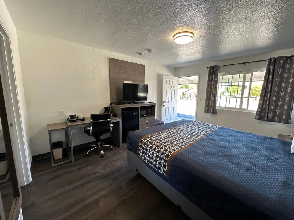 Sands Motel image