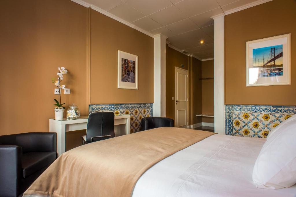 Сьюит (Люкс с балконом), PH Downtown Suites