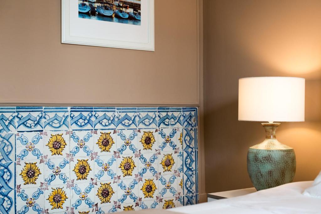 Сьюит (Люкс с балконом), PH Downtown Suites