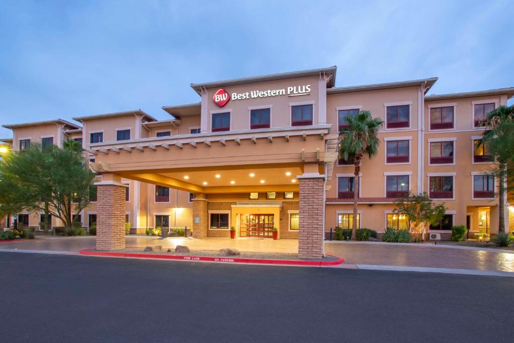 Best Western Plus Chandler Hotel & Suites image