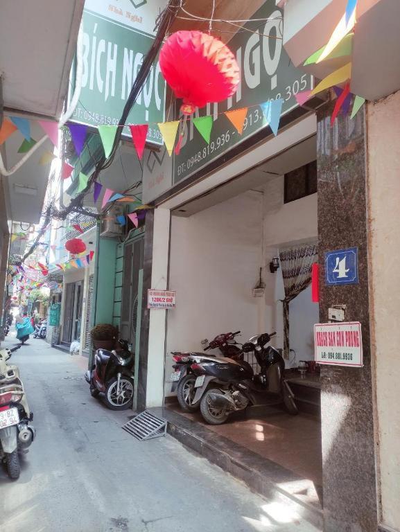 Bích Ngọc - 4/94 Phố Ngọc Khánh - by BayHostel