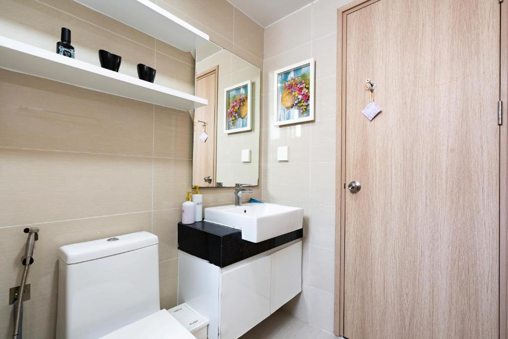 Golden Mansion - Transit Apt Free POOL & GYM