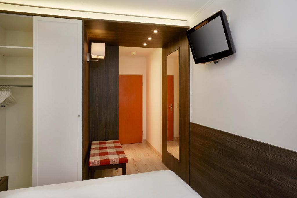 Двухместный (Двухместный номер «Комфорт» с 1 кроватью), H+ Hotel Nürnberg