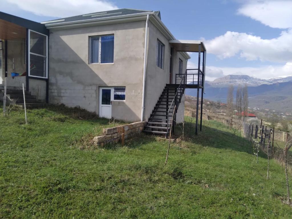 Rustam home photo 1