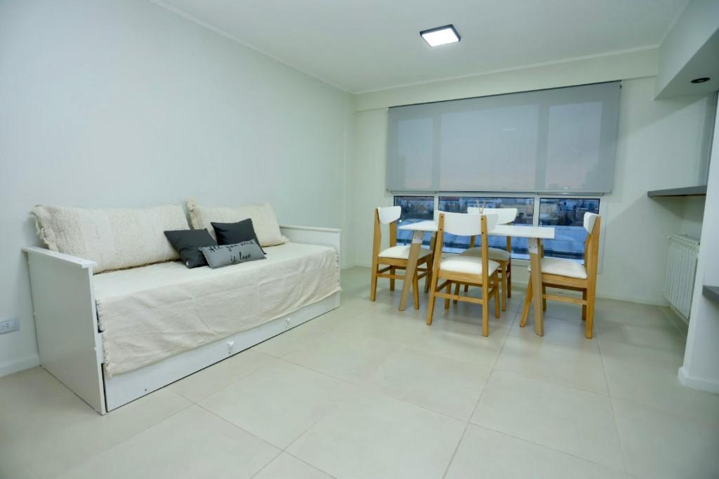 Departamento en Trelew - céntrico y moderno photo 1
