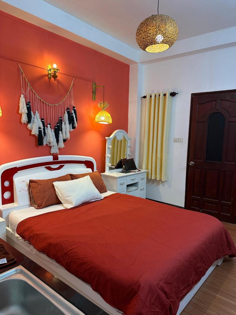 sawa hostel in city center