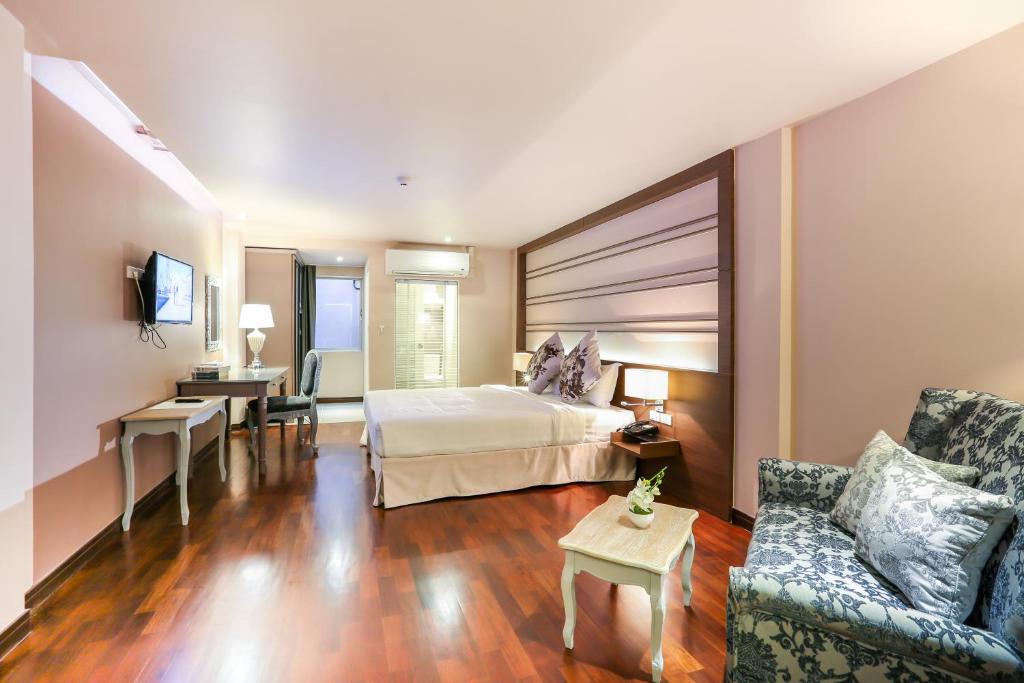 Двухместный (Улучшенный номер без вида из окон), The Sathon Vimanda Hotel