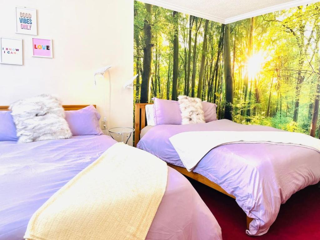 Lotus Family Suite w 2 Beds Kitchenette 4 image