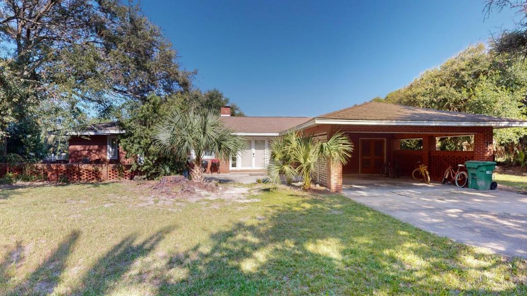 Always Turtle Crawl 3 Bedroom Home image
