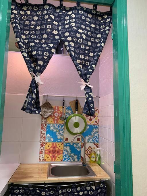 BIG PROMO- Local homestay in center of Saigon