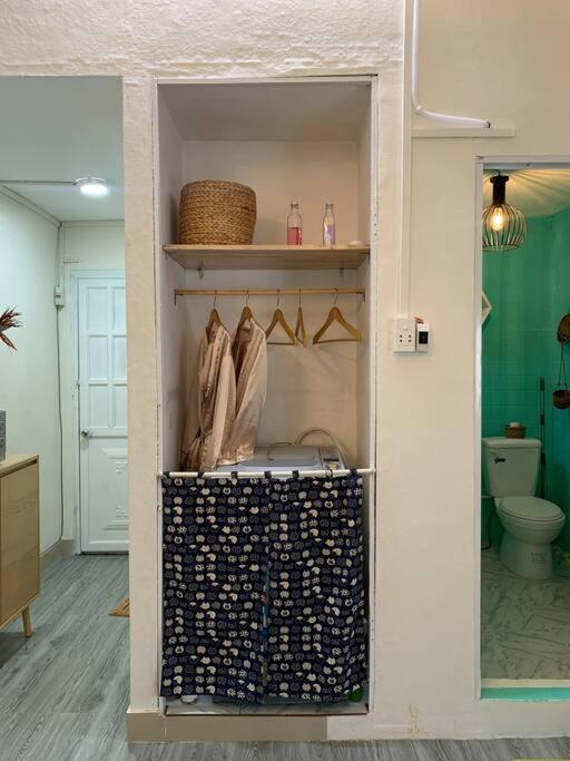 BIG PROMO- Local homestay in center of Saigon