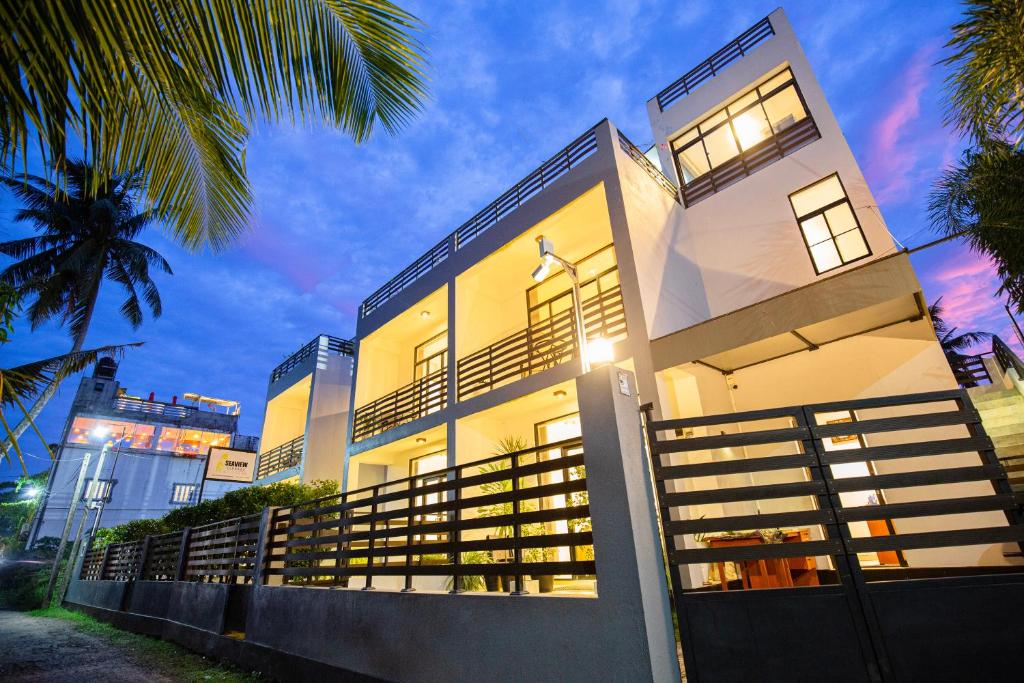 Seaview Terrace - Tap to explore photos