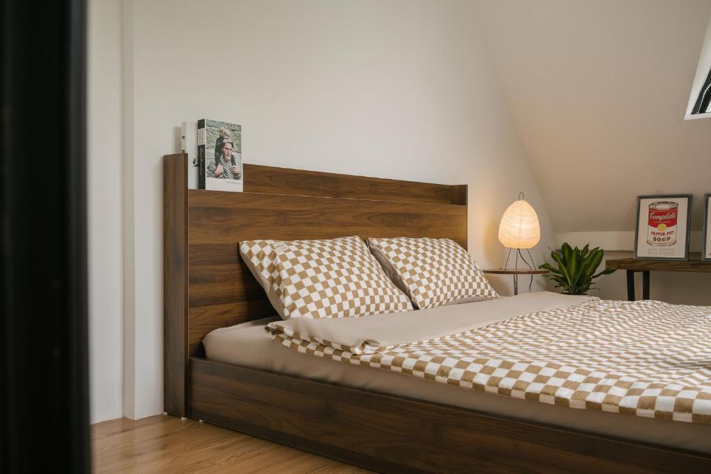 Pinehaus - 2 bedrooms homestay near Train street