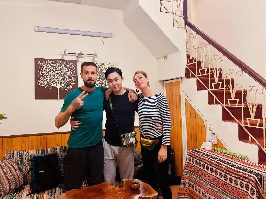 Happy Old House 1738