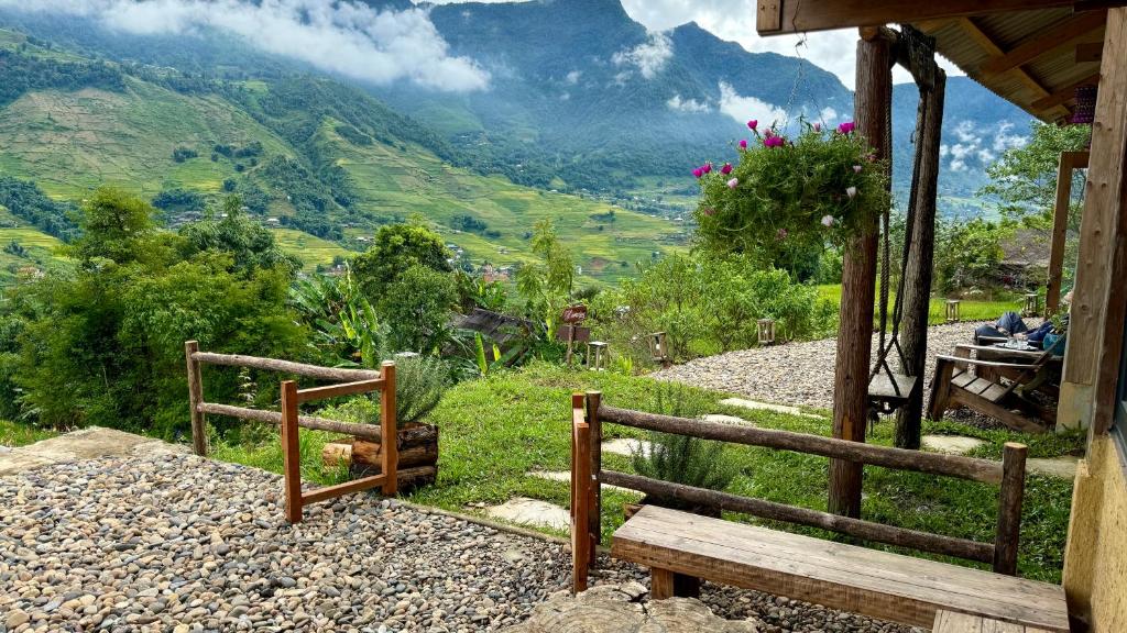 Ấp Retreat - Ta Van's Heel