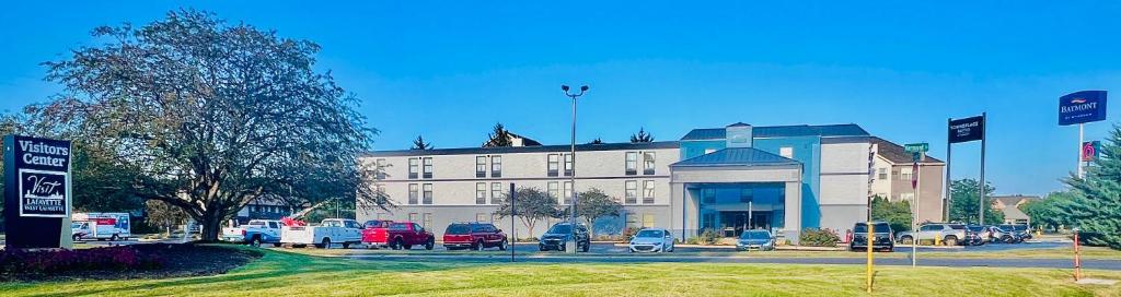 Baymont Inn & Suites by Wyndham Lafayette/Purdue Area image