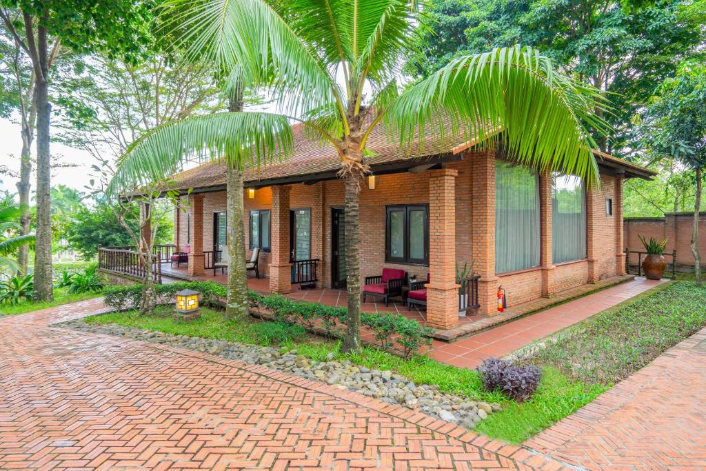 Mekong Long Thanh Resort & Reststop - Tap to explore photos