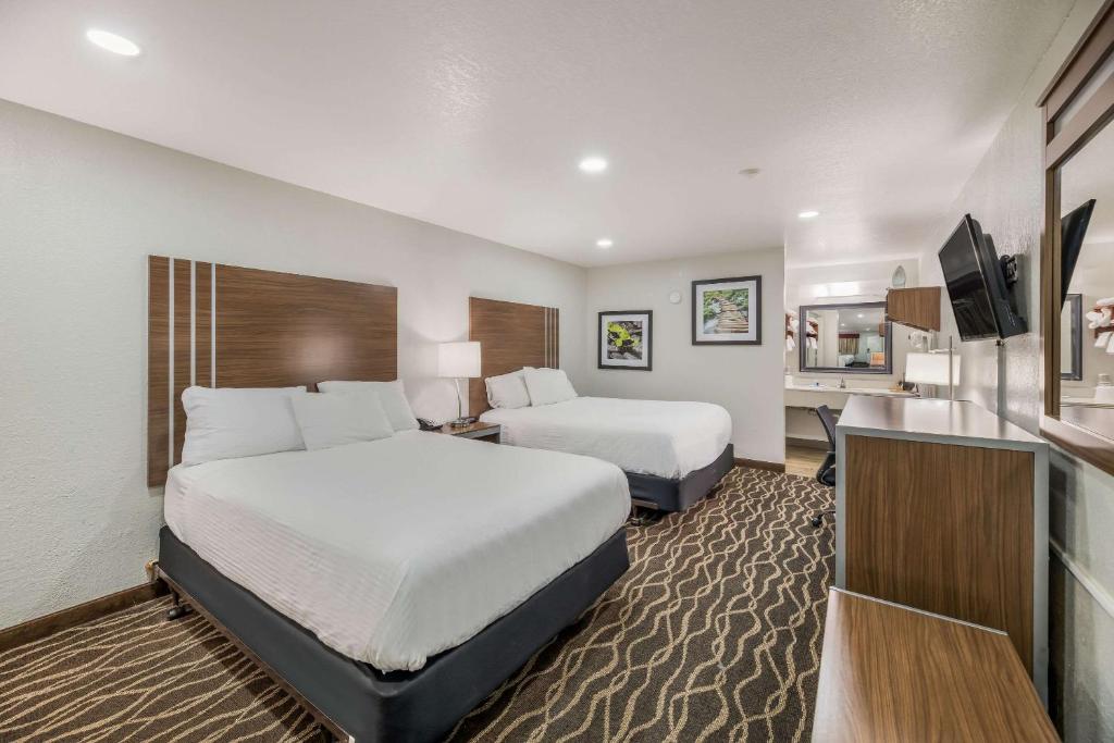 Rodeway Inn image