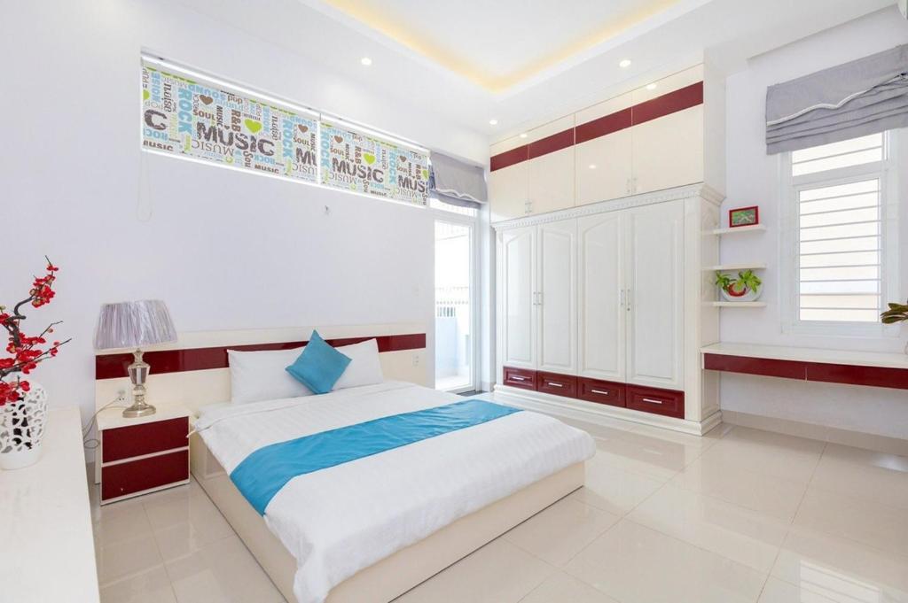 Biệt thự VIP Nguyễn Hữu Tiến có Hồ Bơi