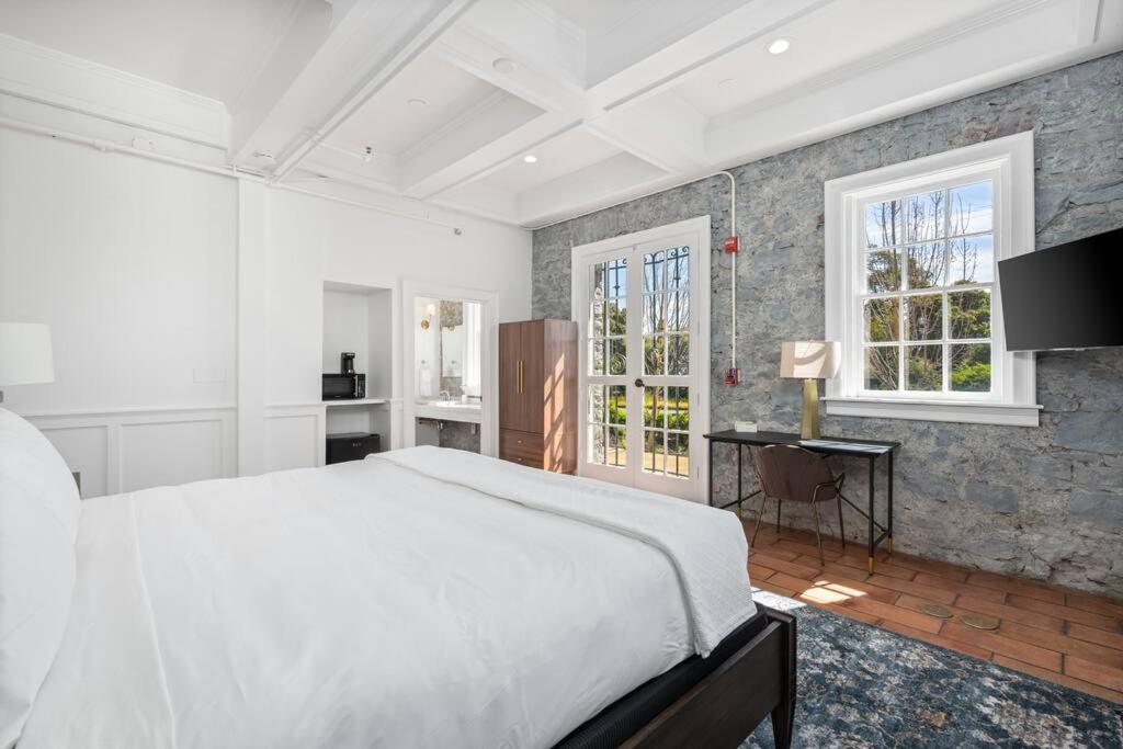 Historic Santa Rosa Guest Retreat Near Downtown! image