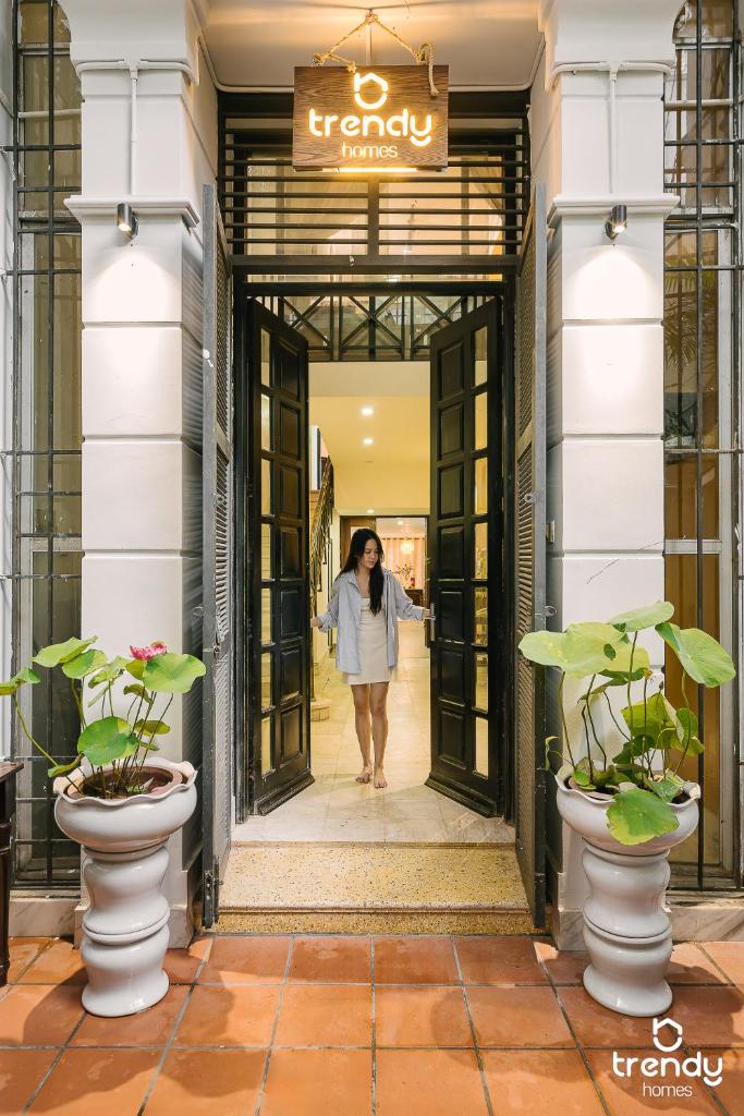 3' to Central Lake - 6BR 16PPL - Full house - Balcony PNL2