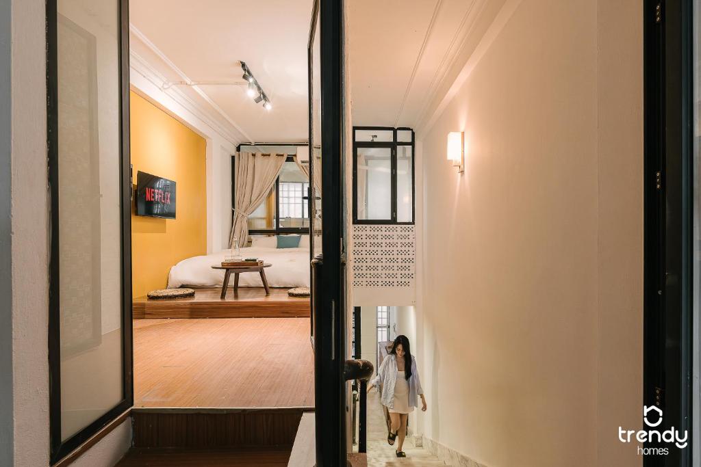 3' to Central Lake - 6BR 16PPL - Full house - Balcony PNL2