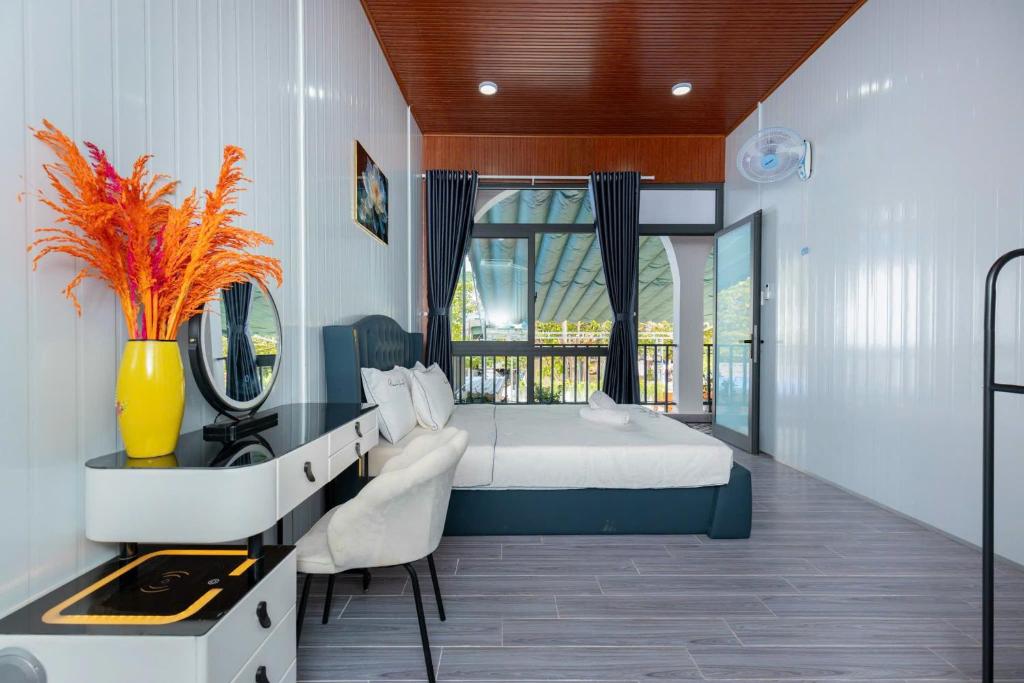 Villages Green Day 22 Hồ Siêu RỘNG Bãi sau