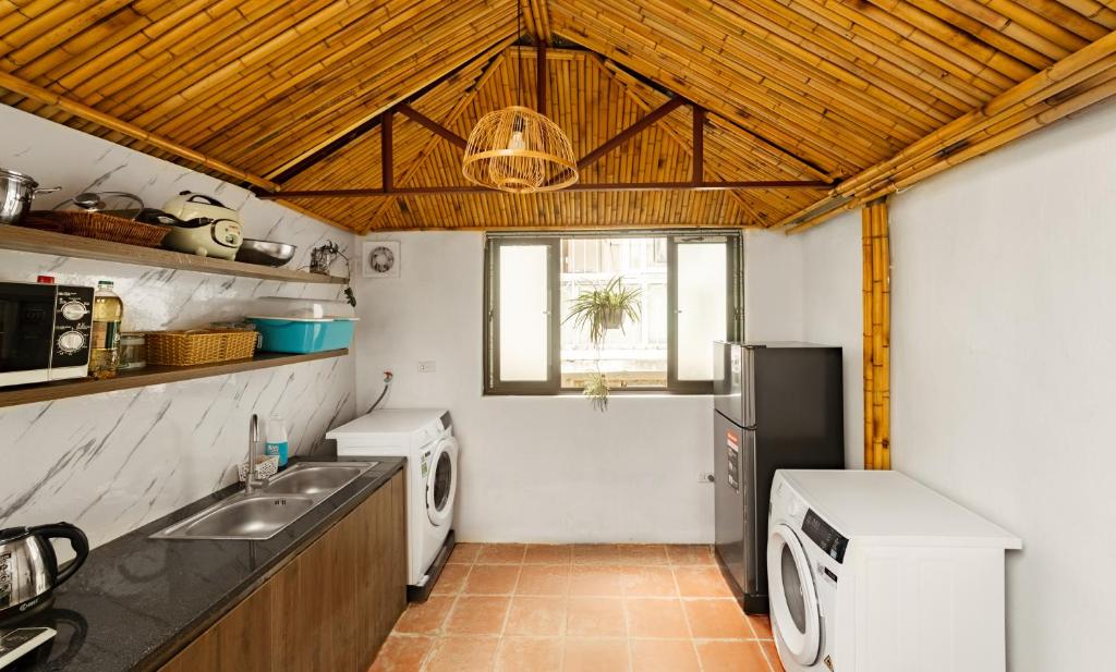 3BR-BEST LOCATION-OLD QUATER-Walking street