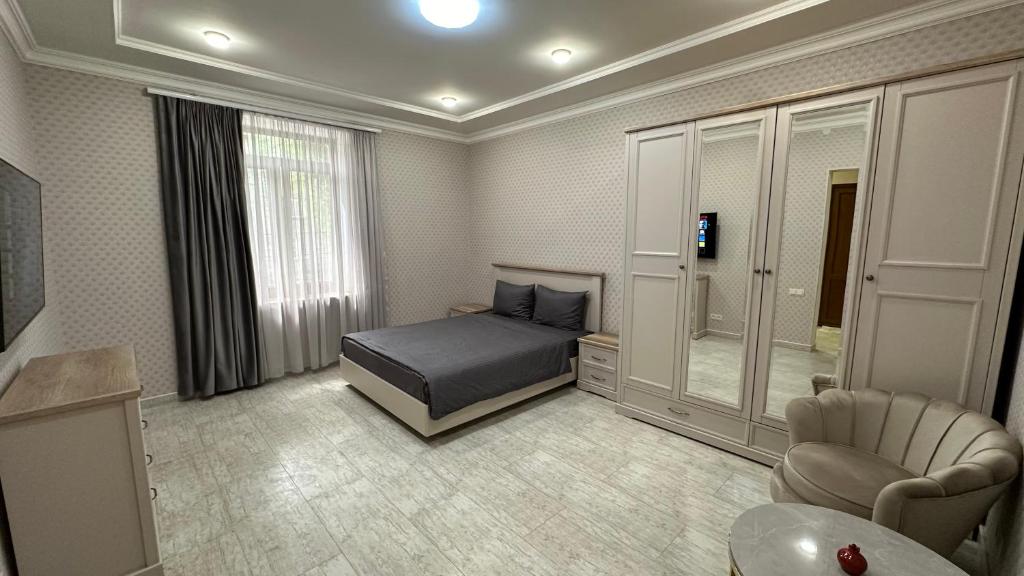 Lux Home in heart of city center photo 3