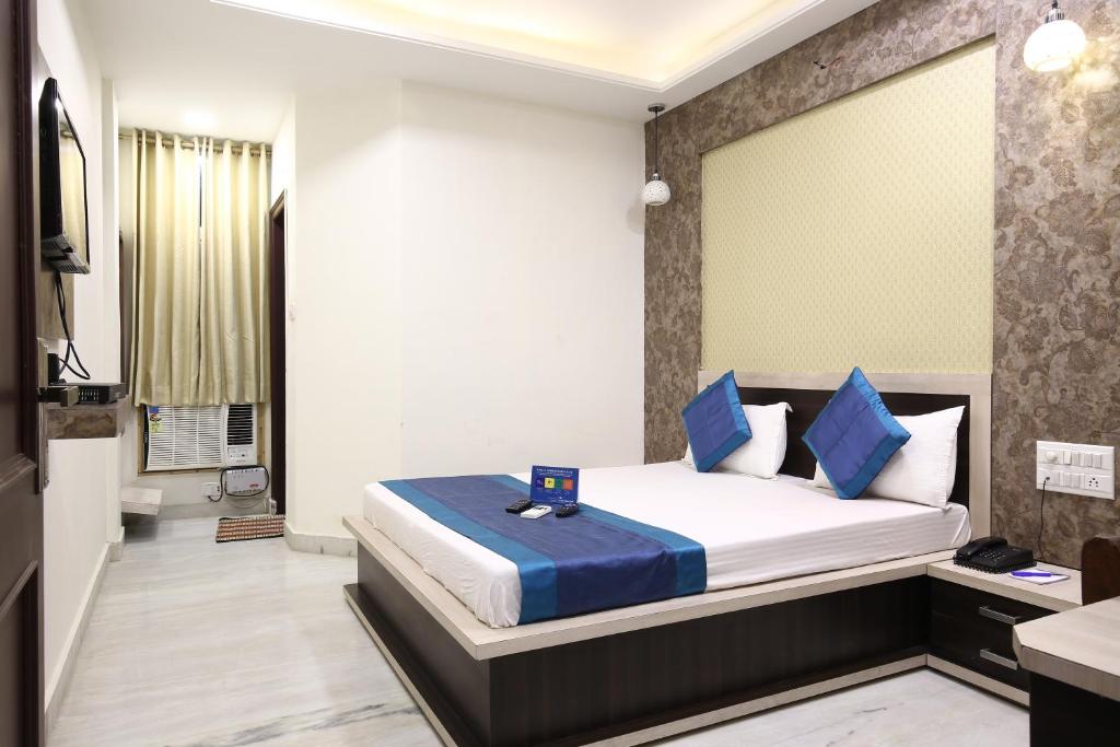 Двухместный (Улучшенный двухместный номер с 1 кроватью), Hotel Sagun