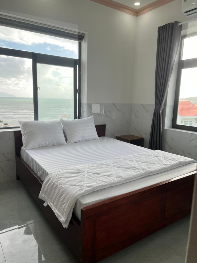 Khách Sạn Toàn Phát Dốc Lếch