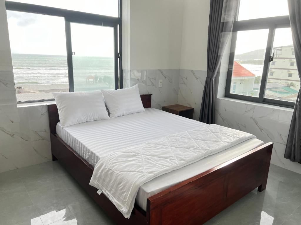 Khách Sạn Toàn Phát Dốc Lếch