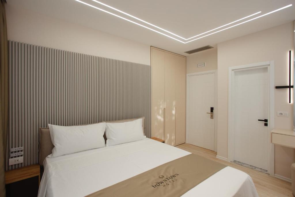 Downtown Hotel photo 3