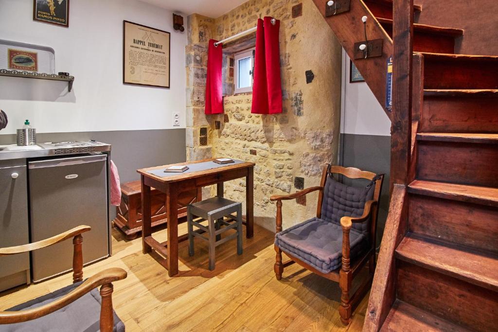 La Plus Petite Maison De France photo 2