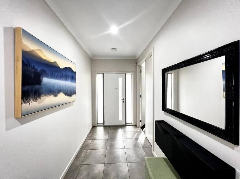 five-room house next to the park16