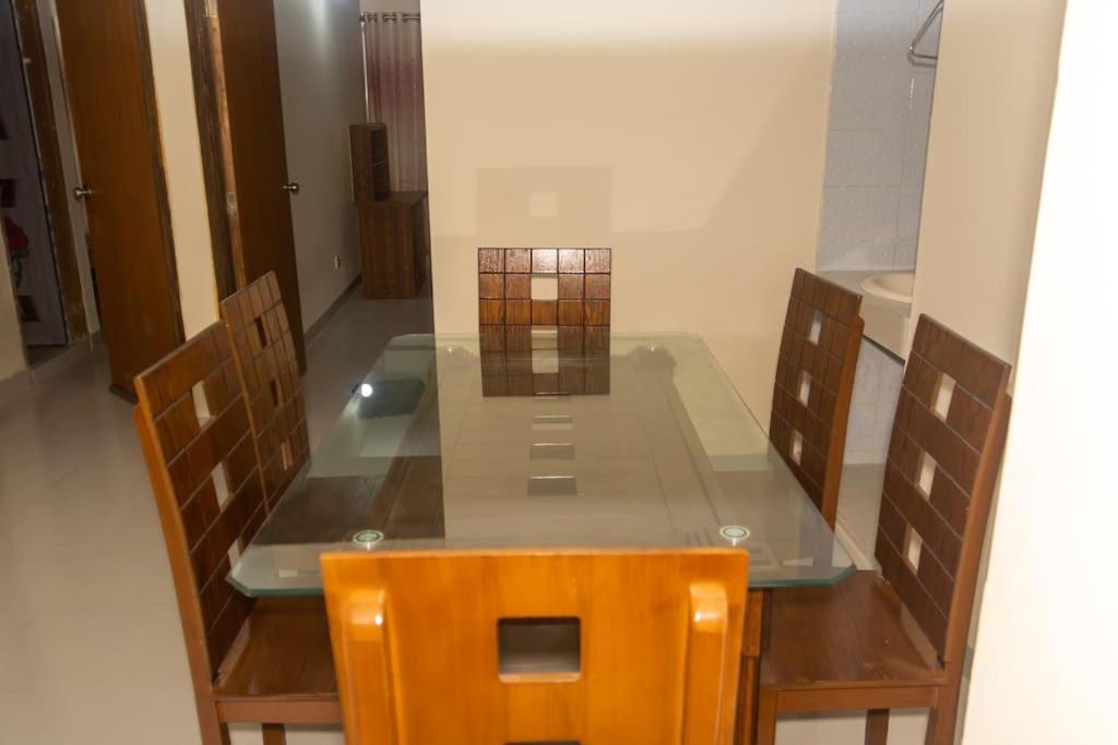 Ur Homestay Airport AC Secured Lift WIFI Uttara photo 1