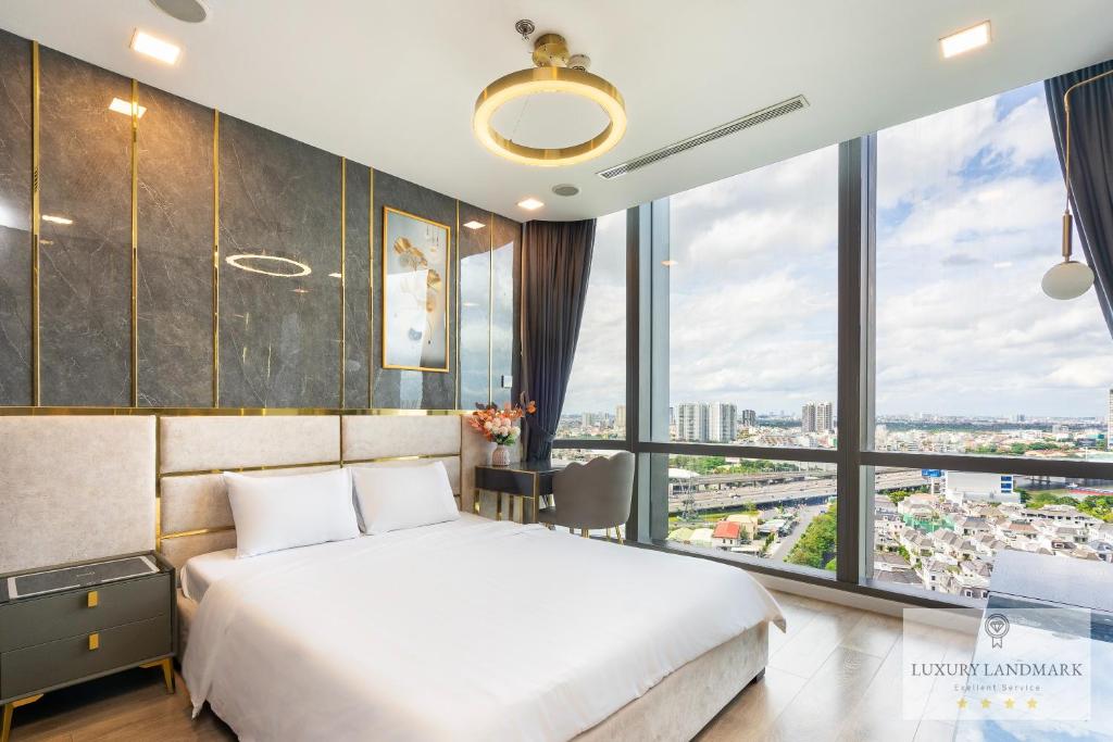 The Signature Landmark 81 - Vinhomes Central Binh Thanh