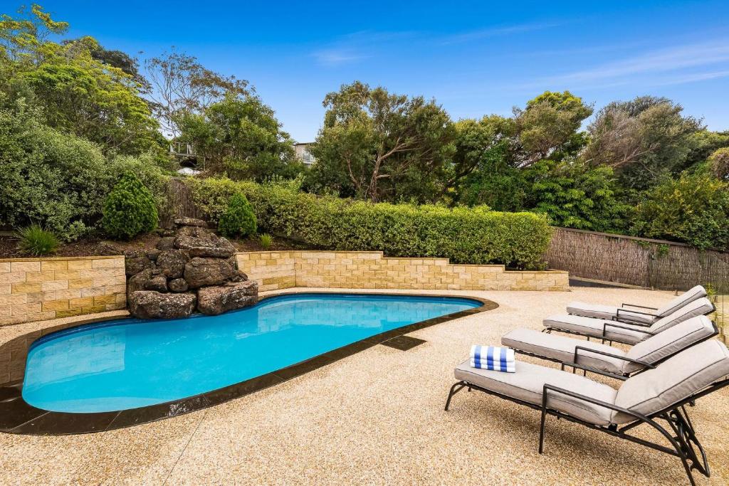 Ellerina Sea Vista Stunning views pool sauna and alfresco entertaining photo 1
