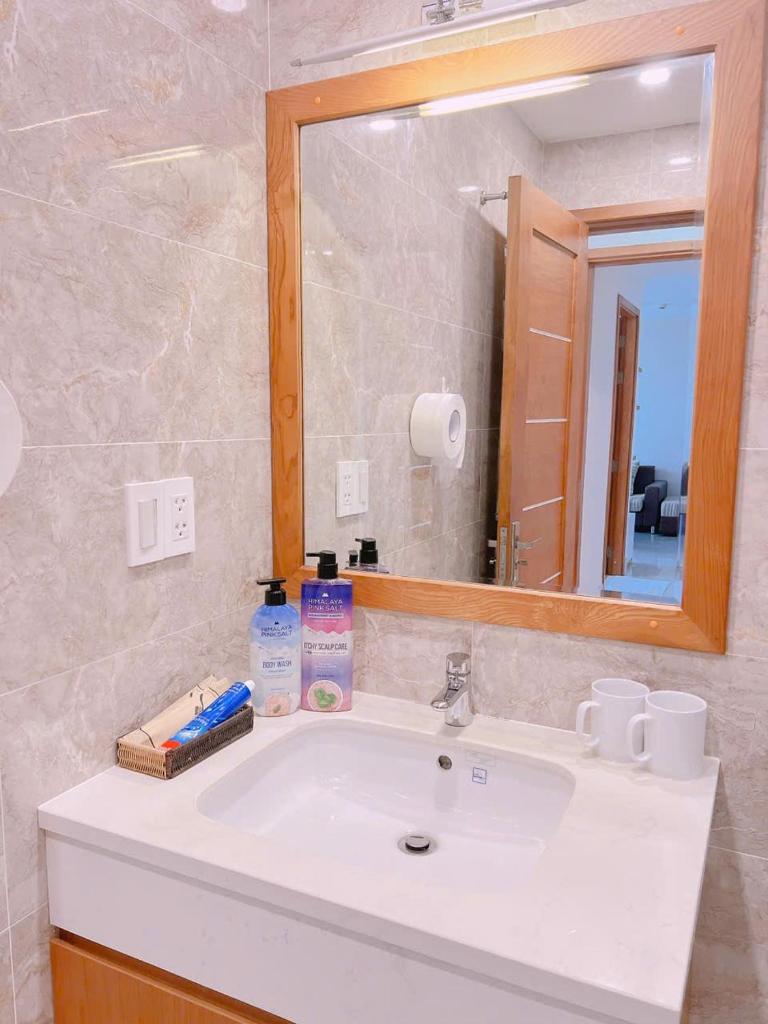 Scenic Valley 2 Near SECC, Cresent Mall