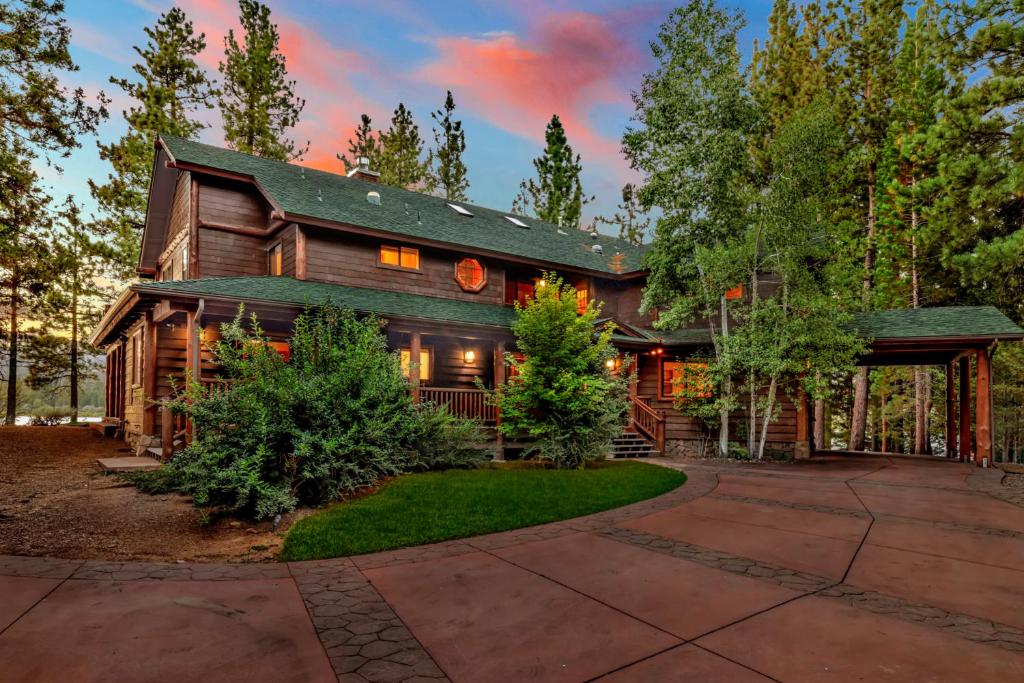Eagle Point Lake House #2471 image