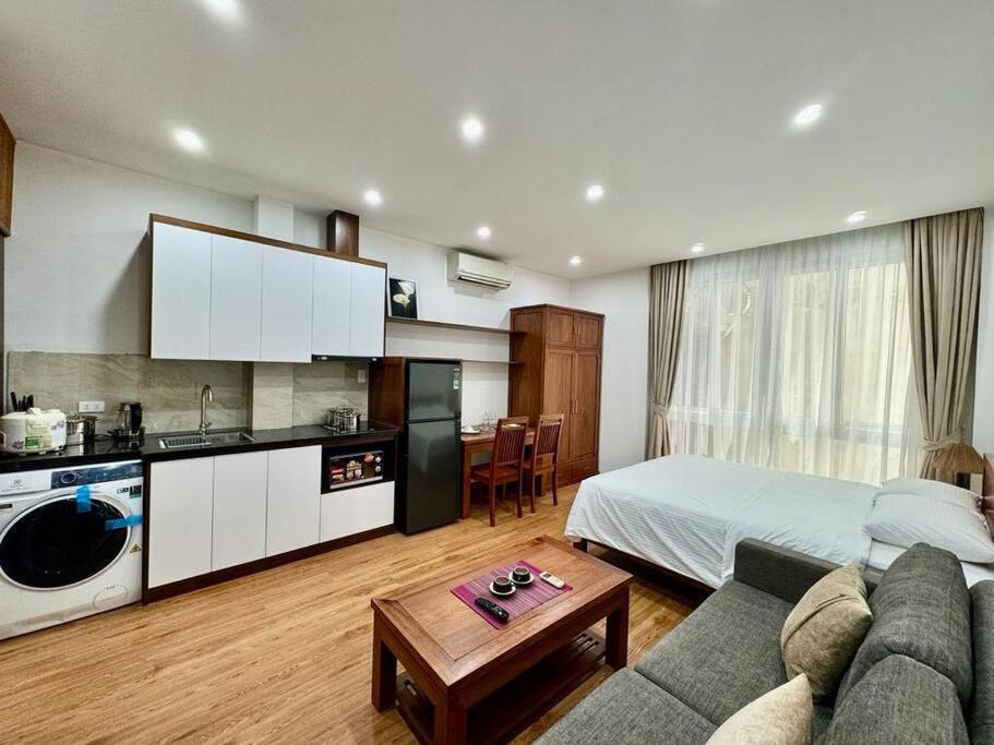 Studio 302 Near Vinhomes Gardenia