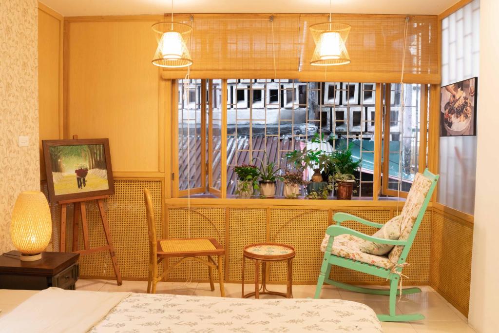 NOEL Homestay - Free parking - 200m to Hoan Kiem Lake