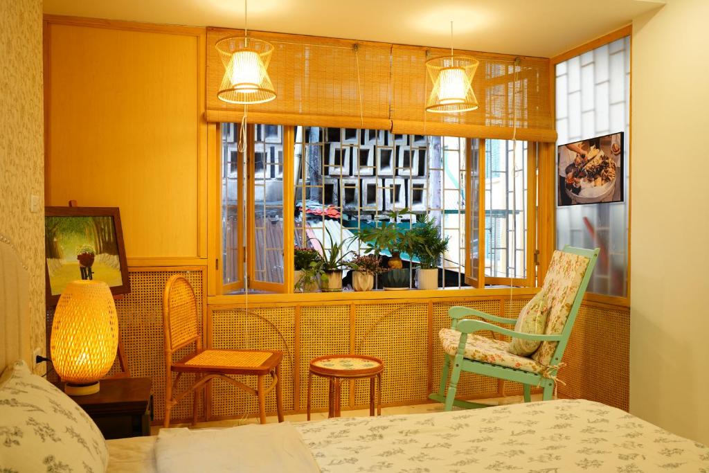NOEL Homestay - Free parking - 200m to Hoan Kiem Lake