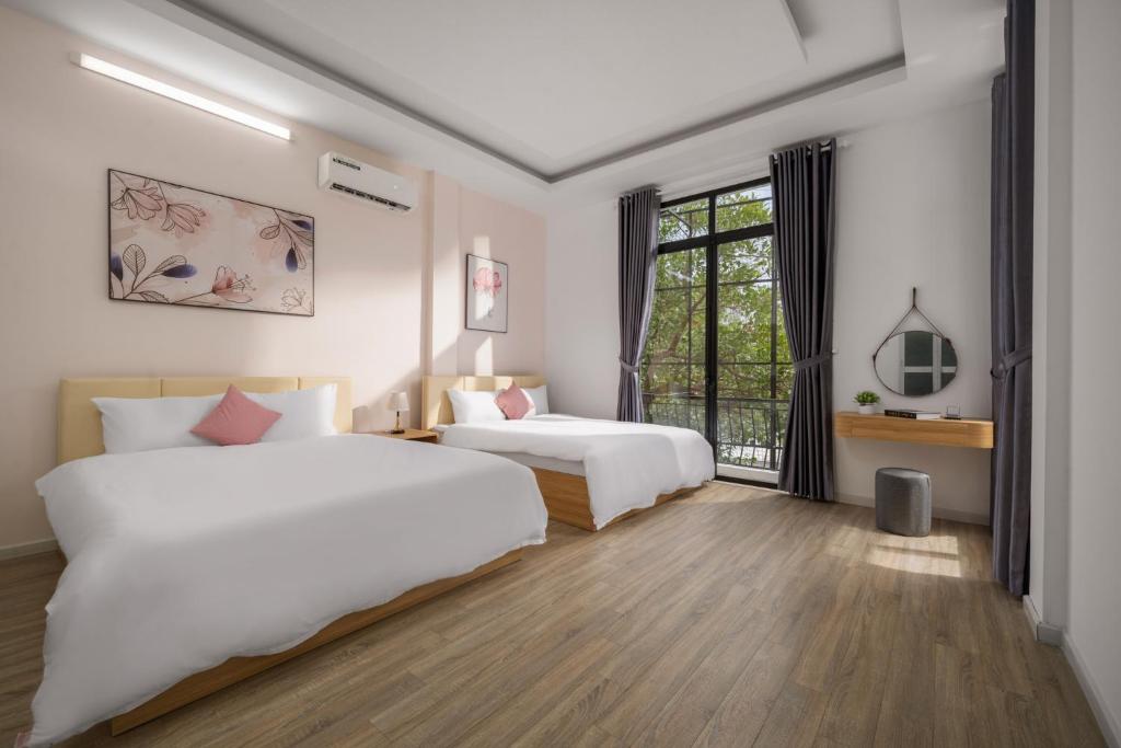 Cam On Luxury Pool Villa by Beach - Free Airport Pickup