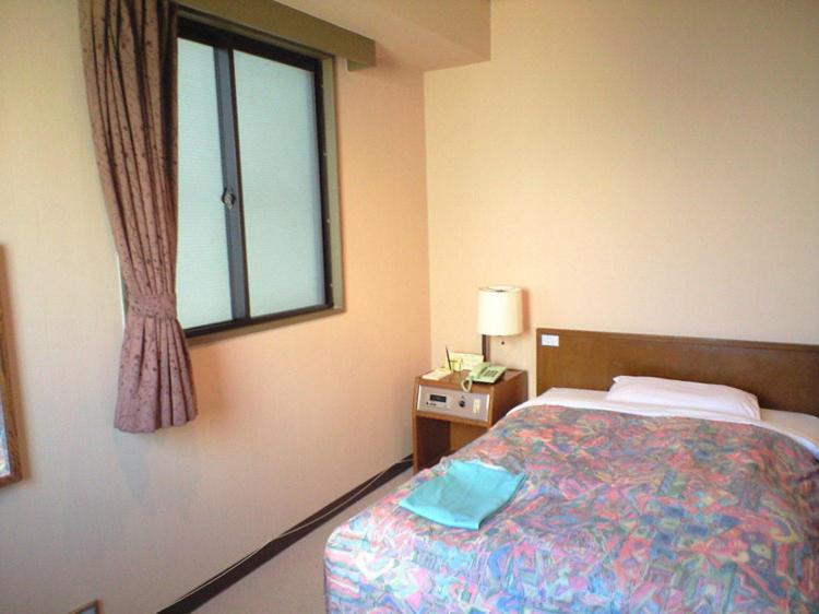 Hotel Takamatsu Hills - Tap to explore photos