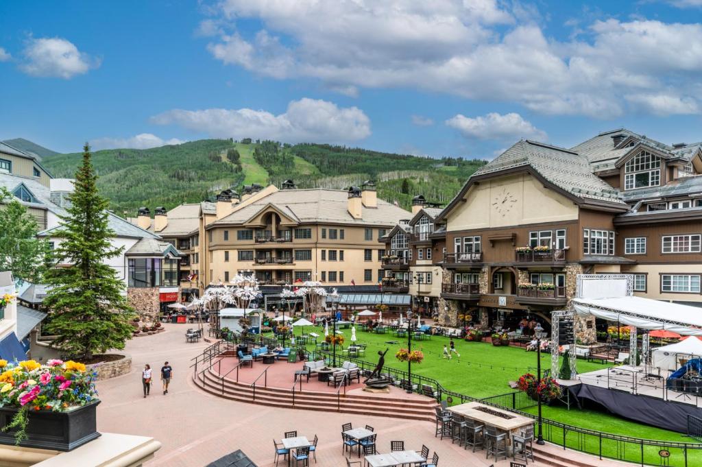 Park Plaza Beaver Creek image