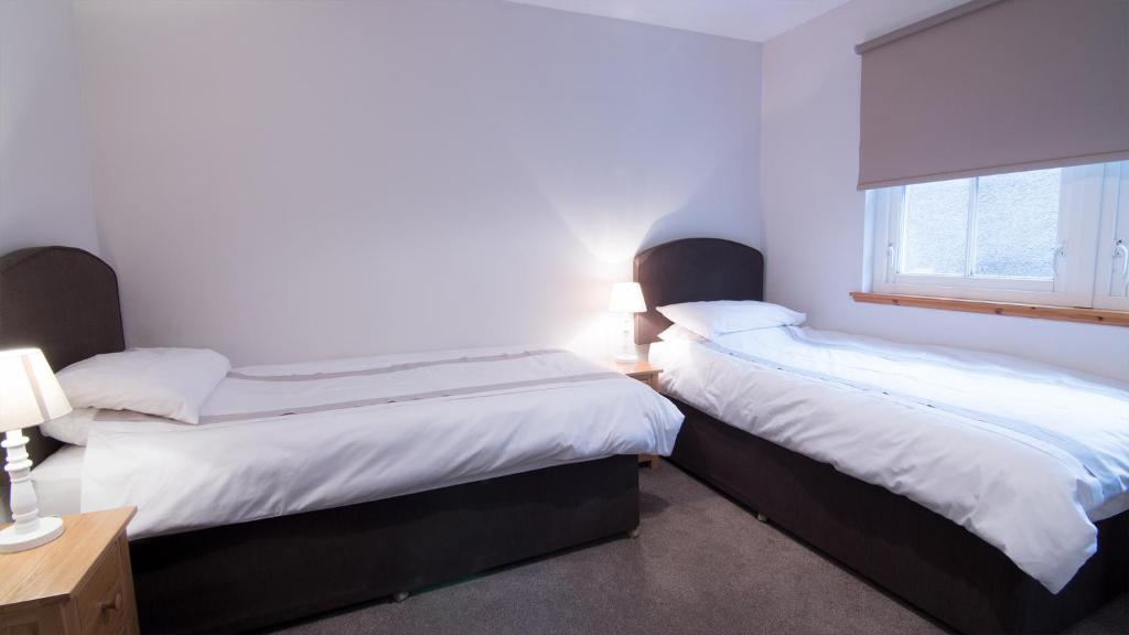 Morris Gardens Apartments photo 4