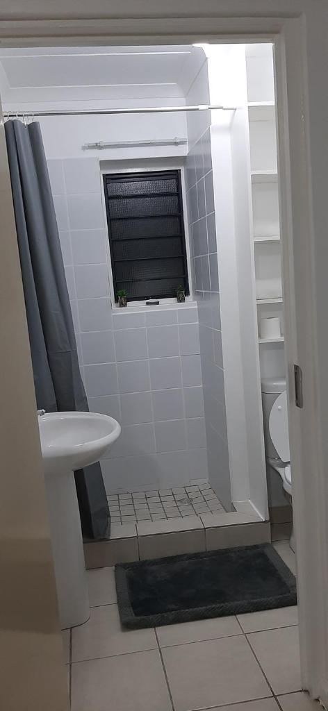 Convenient Comfort - Tap to explore photos