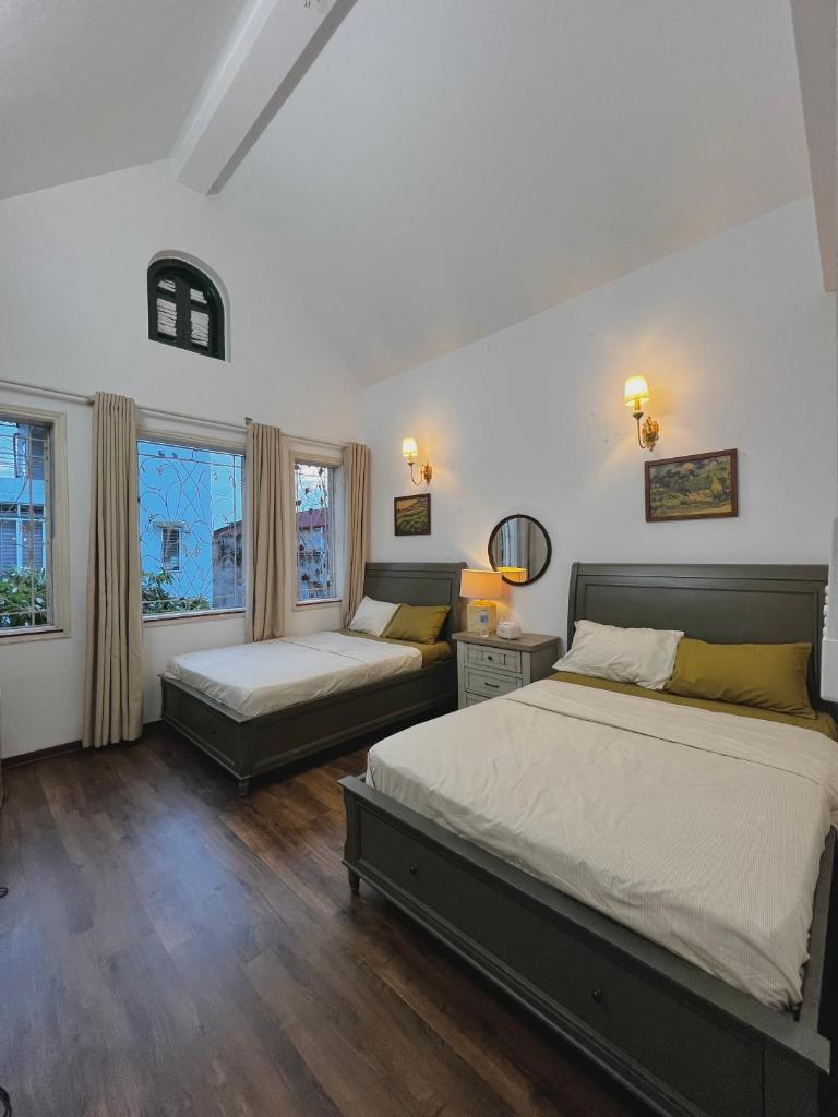 NGÁO Home - West Lake