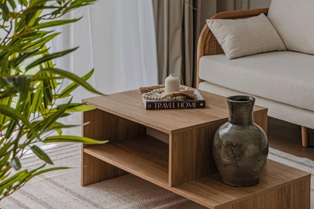 Sahab - Rustic One BR Apt